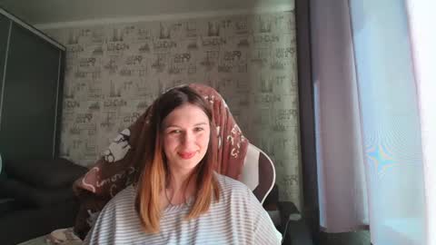 liliawoolf online show from July 31, 7:30 am