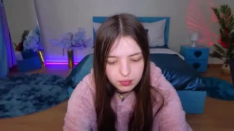 Lili Bakery online show from March 16, 5:44 am