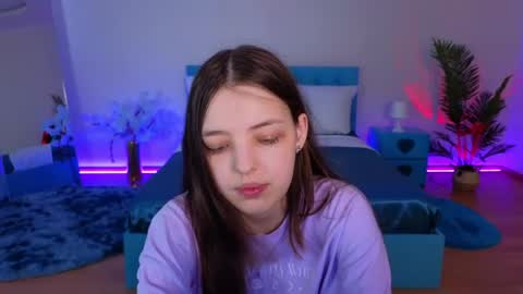 Snapshot of lilibakery chatting on June 29, 5:14 am Lili Bakery online show from June 29, 5:14 am