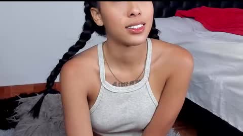 Snapshot of lilibluex chatting on January 23, 5:52 pm lilibluex online show from January 23, 5:52 pm