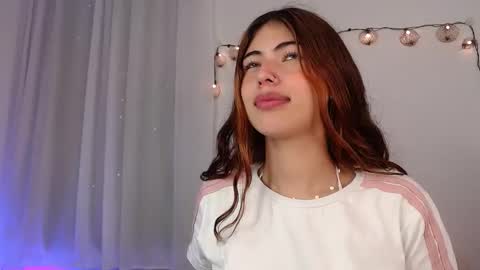 Snapshot of lilicum301 chatting on December 18, 12:32 am your love online show from December 18, 12:32 am