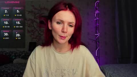Snapshot of lilie_brown chatting on October 5, 8:56 am Lilie online show from October 5, 8:56 am