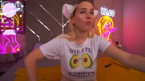 Snapshot of lilielfie chatting on October 4, 1:09 pm lilielfie online show from October 4, 1:09 pm