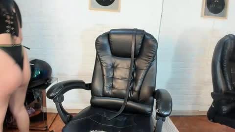 Lilifut  online show from December 21, 3:13 am