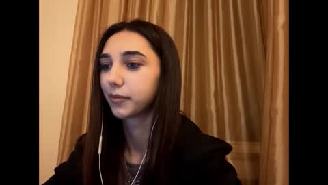 Snapshot of lilihalvorsen chatting on September 21, 11:06 pm Lina online show from September 21, 11:06 pm