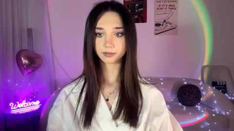Lina online show from May 22, 10:15 pm