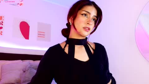 Lilith Savett online show from March 14, 2:44 pm