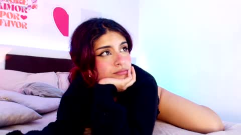 Lilith Savett online show from April 18, 7:07 pm