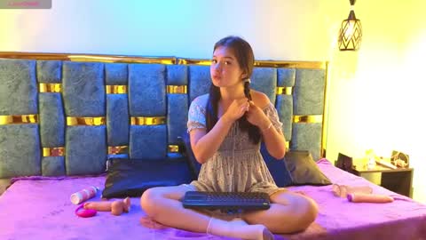 Snapshot of lilimini032 chatting on January 27, 7:13 pm lilimini online show from January 27, 7:13 pm