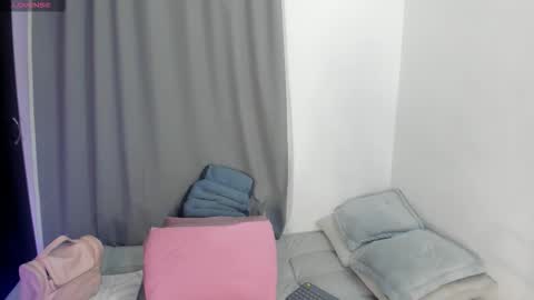 lilirouse online show from October 16, 9:54 am