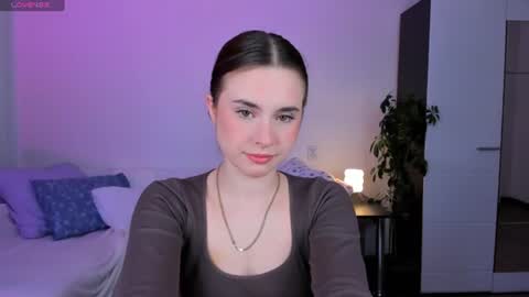 Snapshot of lilit_charm chatting on June 16, 3:31 am lilit_charm online show from June 16, 3:31 am