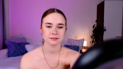 Snapshot of lilit_charm chatting on July 14, 10:21 am lilit_charm online show from July 14, 10:21 am