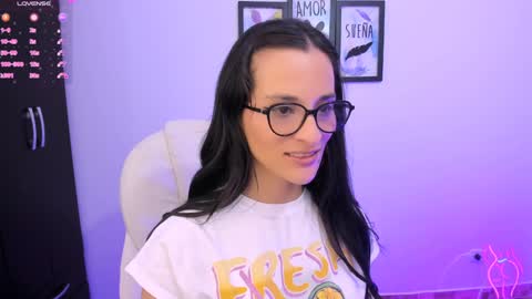 Leidy online show from January 4, 8:27 pm