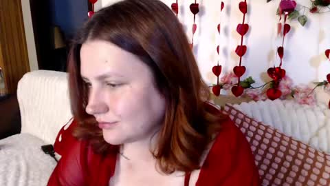 Snapshot of lilith___moon chatting on May 22, 8:47 pm Lilly online show from May 22, 8:47 pm