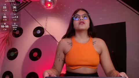 Lilith and Khloe  online show from September 20, 11:33 am