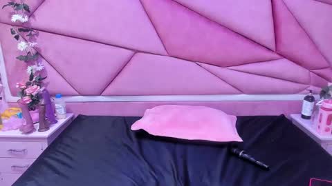 lilith cooper20 online show from February 26, 9:58 pm