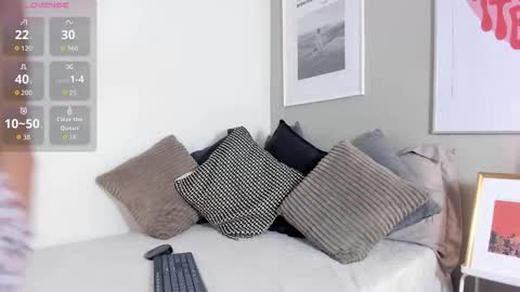 Lili  online show from December 1, 11:26 am