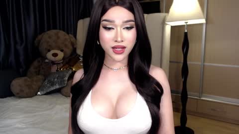 Snapshot of lilith_mazikeen69 chatting on January 17, 2:29 am QUEEN LILITH BORBON online show from January 17, 2:29 am