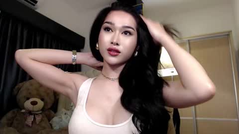 Snapshot of lilith_mazikeen69 chatting on February 21, 11:21 pm QUEEN LILITH BORBON online show from February 21, 11:21 pm