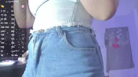 lily online show from December 18, 12:10 am