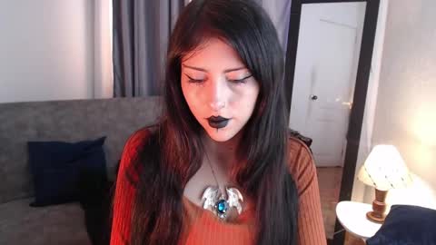 Lilith Patton  online show from April 30, 12:55 pm