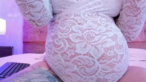 Lilith  online show from May 21, 2:57 pm
