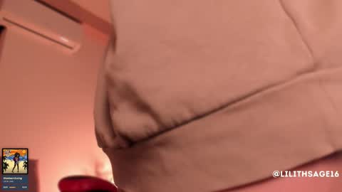 lilith_sage_ online show from December 20, 12:01 pm