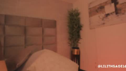 lilith_sage_ online show from April 21, 7:50 pm