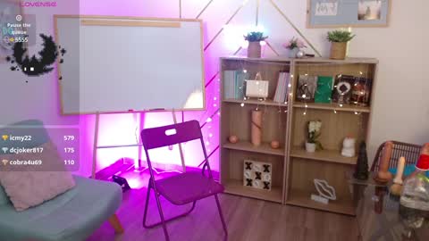 LILITH 200 LIKES   Thursday Clown Costume M online show from January 25, 4:13 am