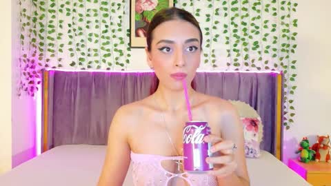 Lily online show from February 3, 10:09 am