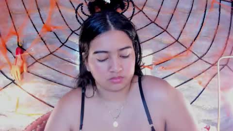 lilithcb_ online show from October 17, 9:17 pm