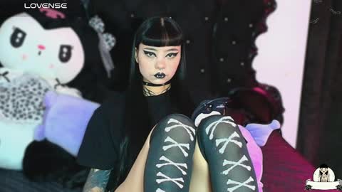 Snapshot of lilithmoon666 chatting on April 13, 10:04 pm online show from April 13, 10:04 pm