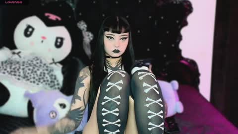 Snapshot of lilithmoon666 chatting on April 14, 12:22 pm online show from April 14, 12:22 pm