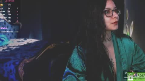 Snapshot of lilithmystic01 chatting on May 9, 1:16 pm lilithmystic01 online show from May 9, 1:16 pm