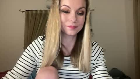 lilithnewdawn online show from February 26, 8:52 pm