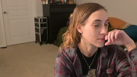 L online show from December 29, 1:13 am