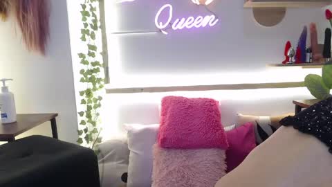 Snapshot of lilithqueen1 chatting on May 17, 7:32 pm La pelirroja online show from May 17, 7:32 pm