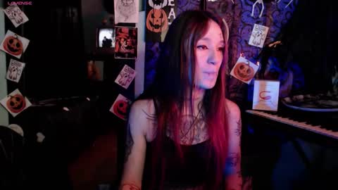 Call me Lilith online show from October 18, 1:34 pm