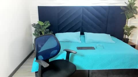 Lil James online show from February 4, 8:25 pm