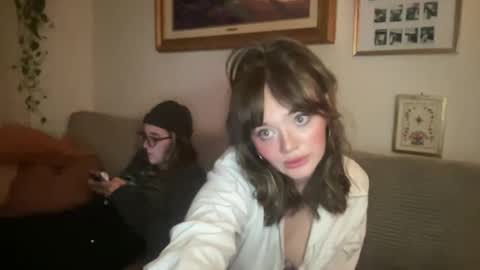 Snapshot of lill_daddysgirl chatting on February 13, 3:57 am lilldaddysgirl online show from February 13, 3:57 am