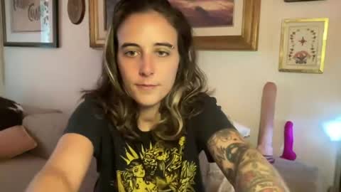 Snapshot of lill_daddysgirl chatting on July 9, 5:28 pm lilldaddysgirl online show from July 9, 5:28 pm