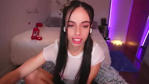 Snapshot of lill_dayna chatting on October 5, 11:08 am Lill Dayna online show from October 5, 11:08 am