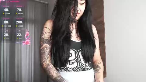 Snapshot of lillgothbaby chatting on July 13, 4:26 am Lill online show from July 13, 4:26 am
