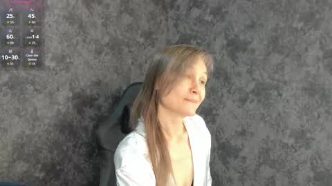 Snapshot of lillian_white1 chatting on October 1, 12:49 am lillian_white1 online show from October 1, 12:49 am