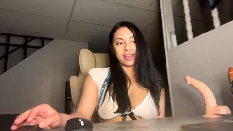 Snapshot of lilliana50 chatting on March 4, 8:24 am lilliana50 online show from March 4, 8:24 am