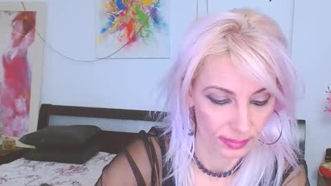 Lara online show from February 6, 6:08 am