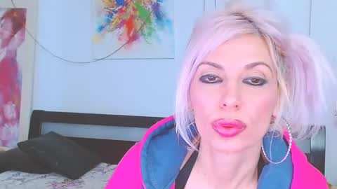 Lara online show from February 26, 2:37 am