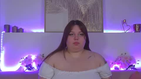 LillianHaig online show from February 18, 4:04 am