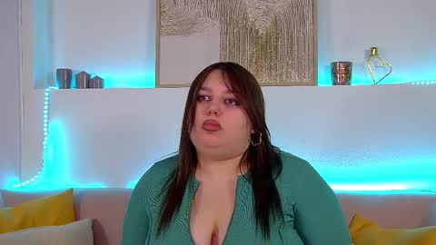 LillianHaig online show from March 4, 5:21 am