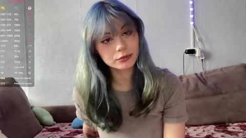 Amelia online show from April 21, 12:22 pm